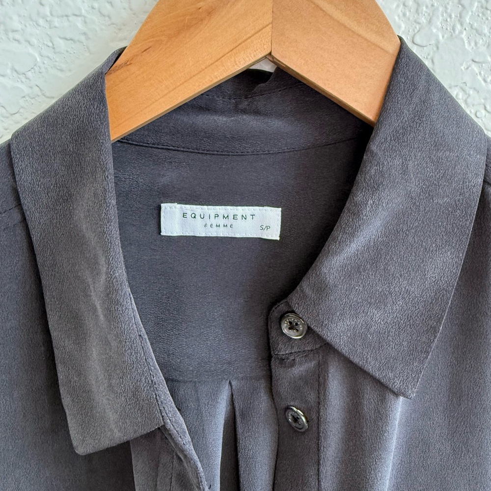 Equipment Femme Signature Silk Long Sleeve Collar Shirt 100% Silk S Black / Gray - Picture 4 of 7